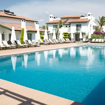 Ξενοδοχείο Villasaray & 3*