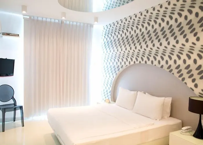 Villasaray & מלון