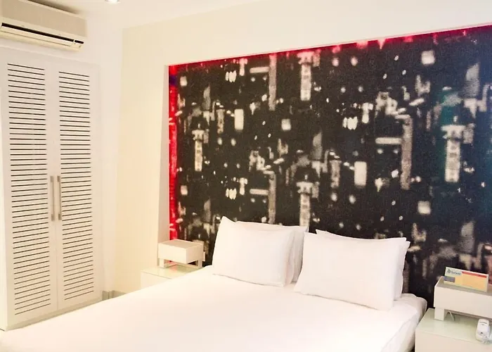 Villasaray & מלון Çeşme