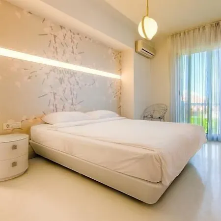 Villasaray & 3*